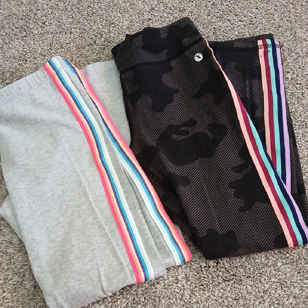 SO & Xersion Girls Leggings in Gray and Black with Colorful Stripes Size 10/12